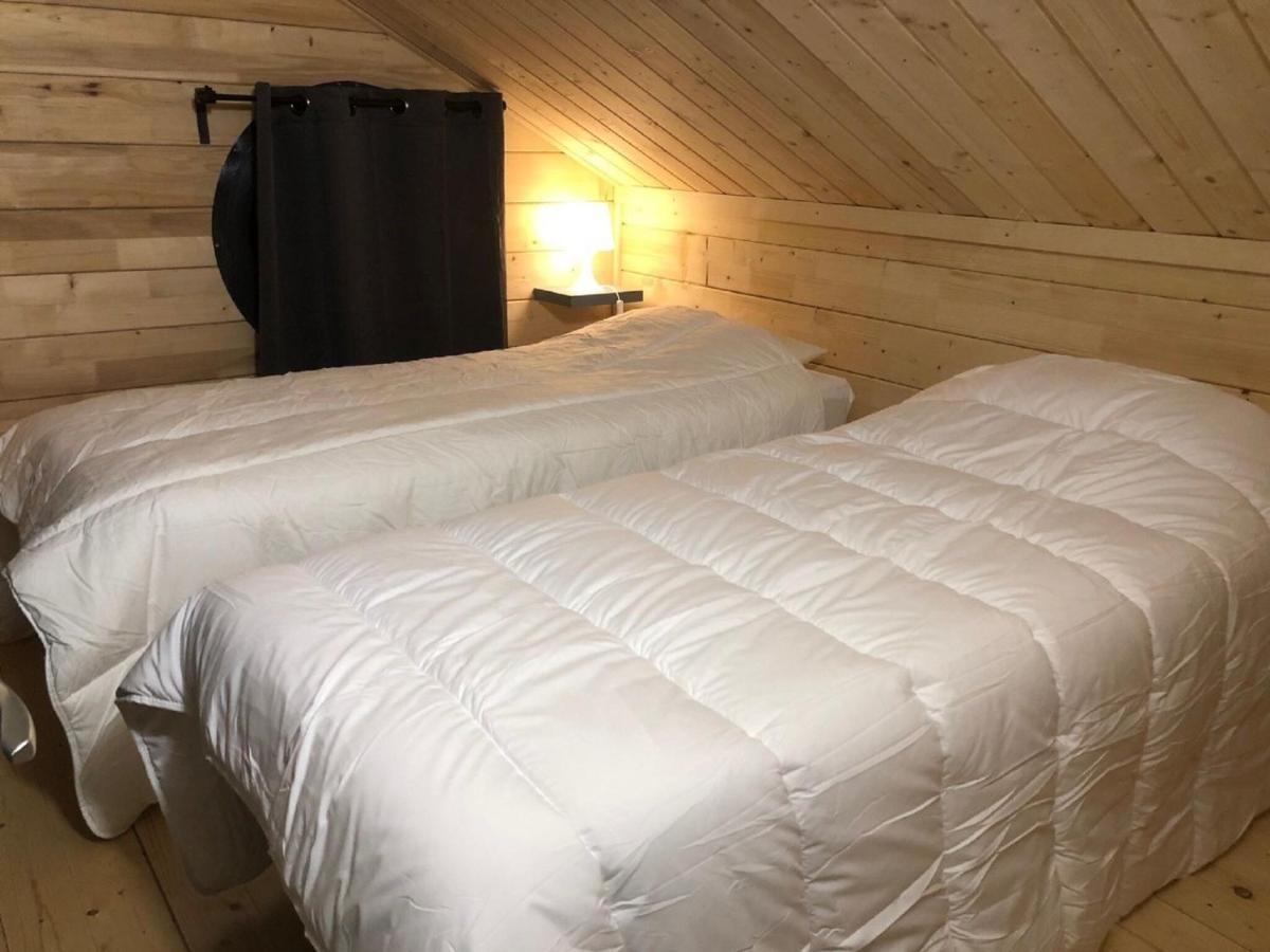 Chalet In Saint Laurent On A Slope Buitenkant foto